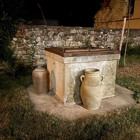 Lapillo Vendeghaz * Köveskál
